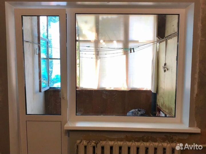 Пластиковая дверь