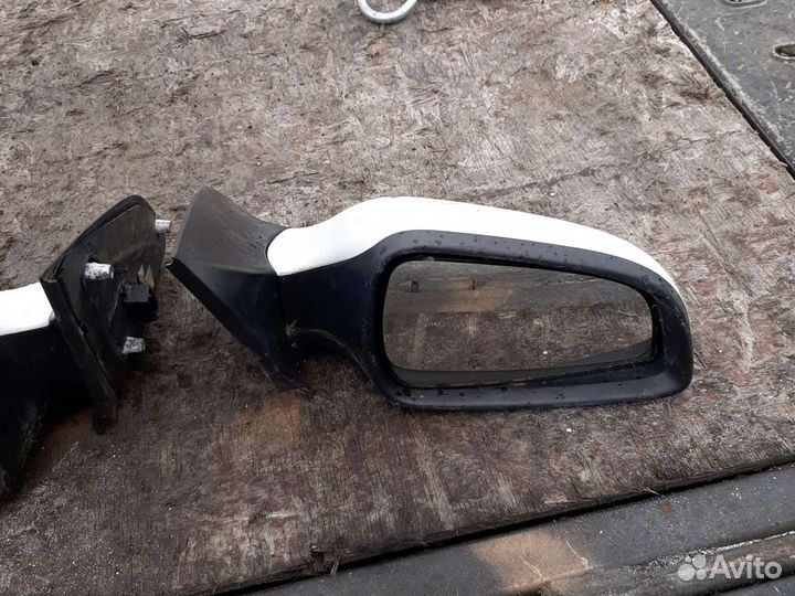 Зеркало правое Опель Астра Н рестайлинг 3 двери