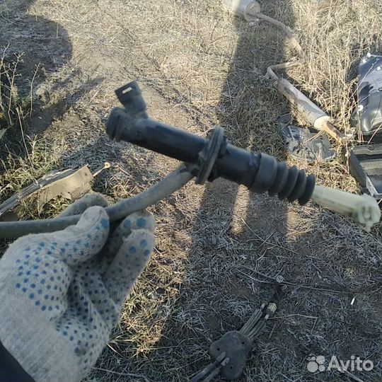 Цилиндр сцепления Renault Fluence