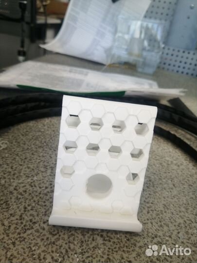 Подставка для телефона на стол