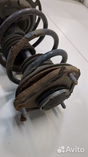 Амортизатор подвески правый передний Toyota Avensis 3, 2009