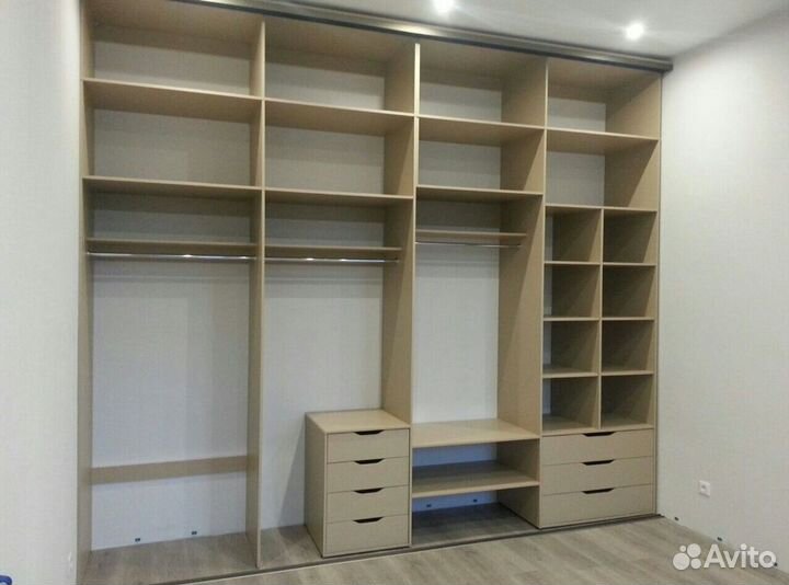 Шкафчик для ванной