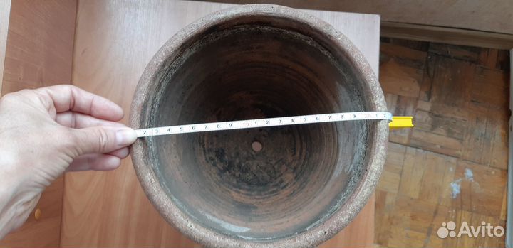 Керамическое кашпо для цветов