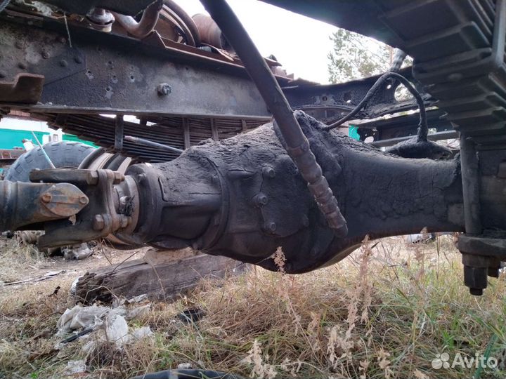 Запчасти на ЗИЛ 130-131