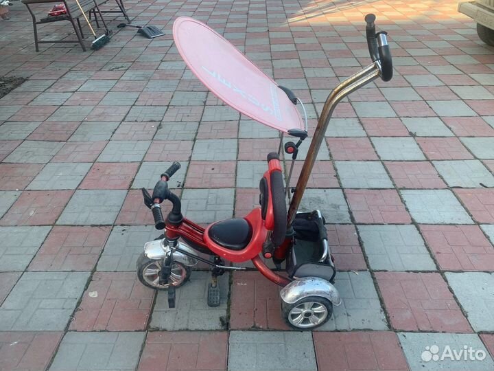 Детский велосипед с ручкой