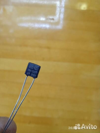 Термопредохранитель 2 а 130'С 250v