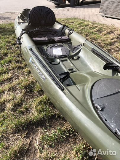 Каяк пластиковый одноместный Wilderness
