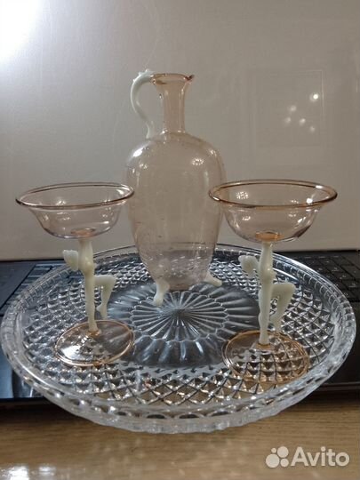 Для любителей антиквариата