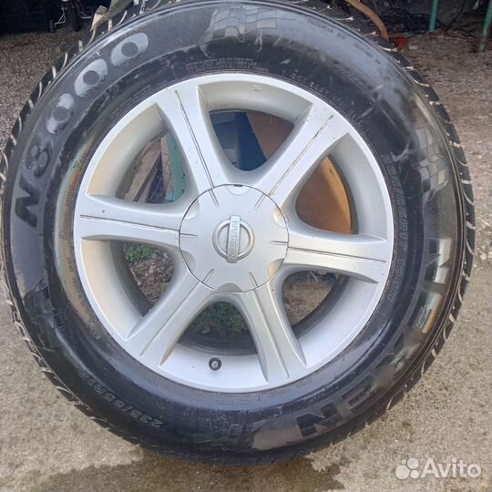 Nexen N3000 235/65 R17