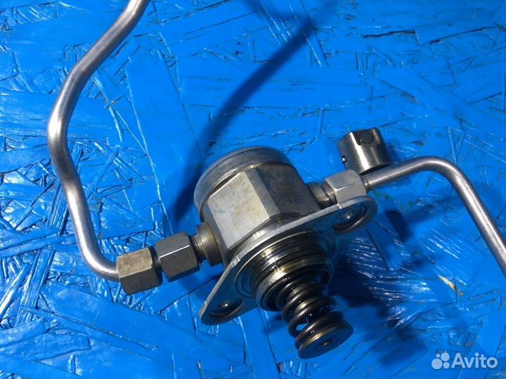 Насос топливный (тнвд) BMW 6-Series/M6