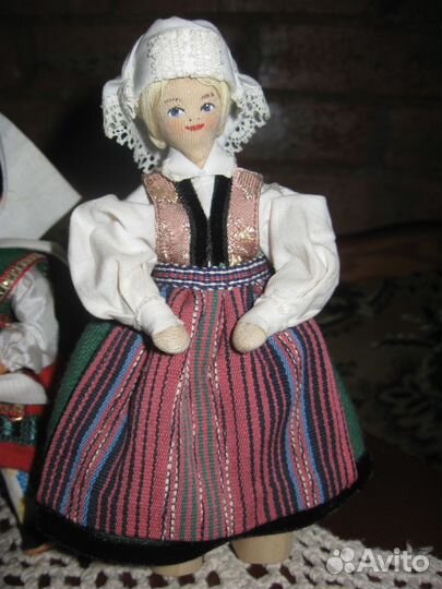 Куклы винтажные в национальных костюмах Европа