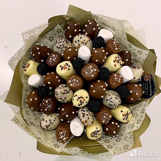 Клубничные букеты