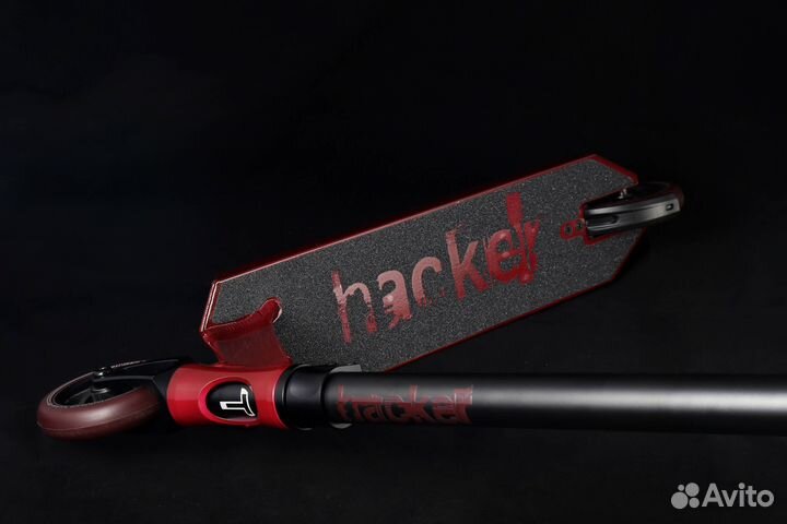 Трюковой самокат Tech Team hacker