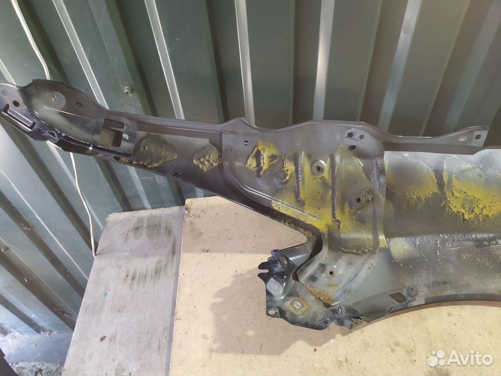 Крыло правое переднее mazda cx7