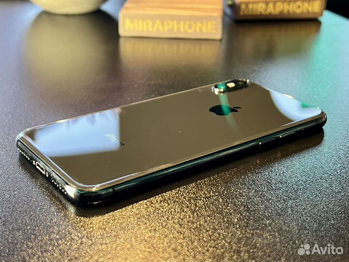 iPhone X, 256 ГБ