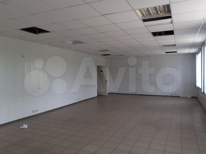 Офис с парковкой на Краснова, 73.8 м²