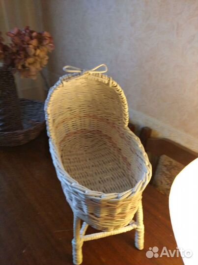 Плетёная кроватка-люлька