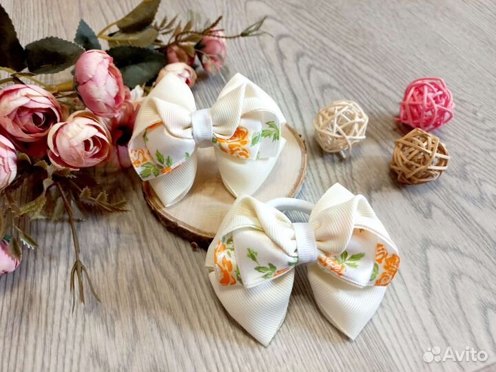 Яркие бантики для волос