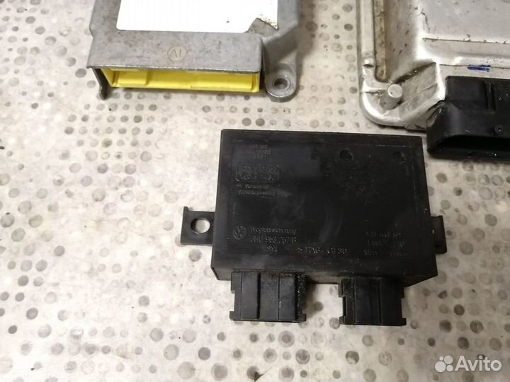Блок электронный для VW Transporter T4