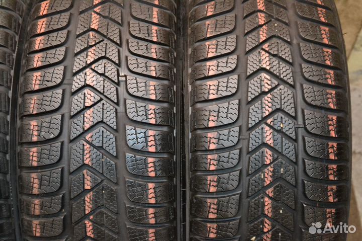 Pirelli Winter Sottozero 3 225/50 R18 99H