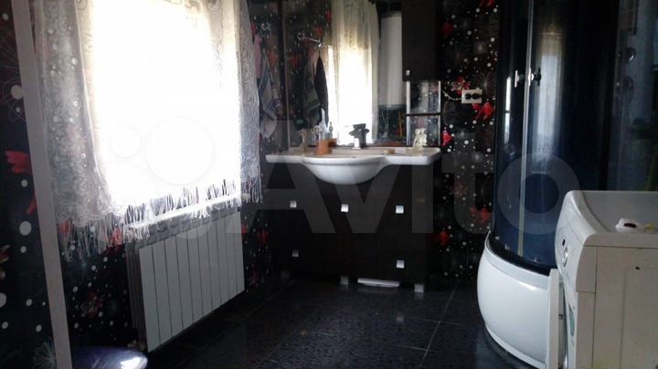 Дом 93 м² на участке 6 сот.