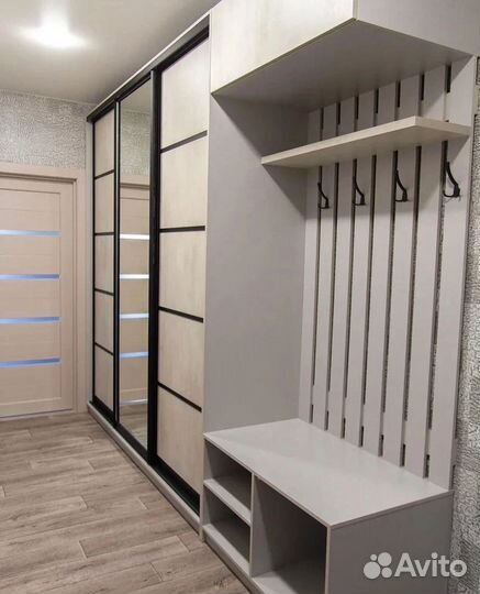 Современный шкаф купе