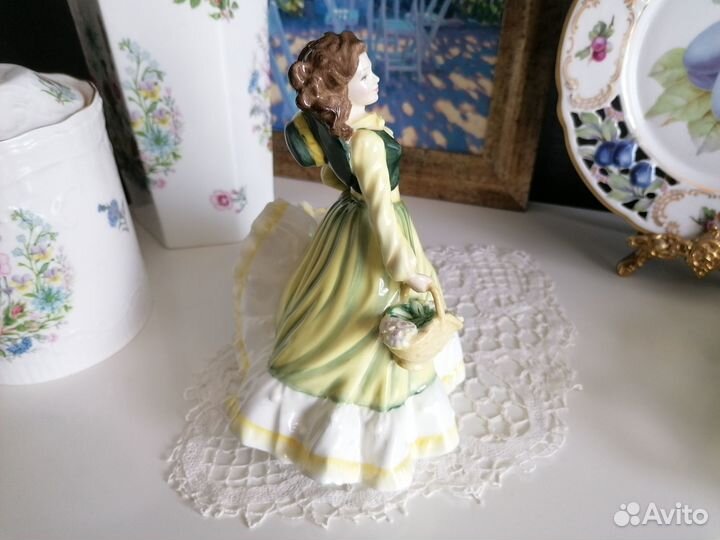 Статуэтка royal doulton фарфор Англия винтаж