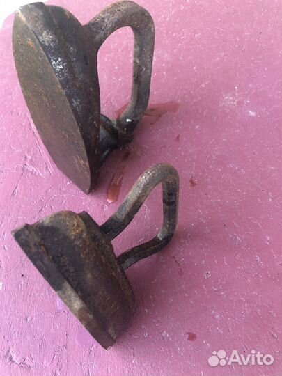 Утюг старинный