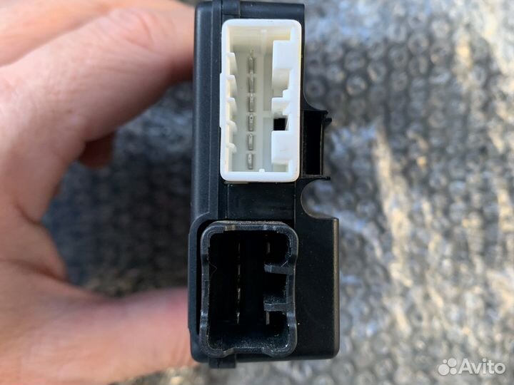 Блок управления люком крыши Chery tiggo