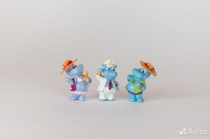 Киндер сюрприз Бегемоты пляжные Happy Hippos