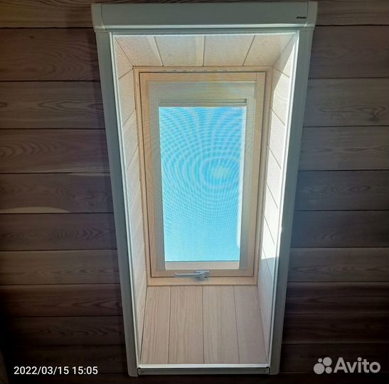 Мансардное окно с окладом и установкой