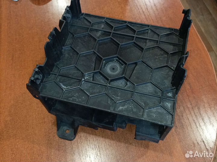 Кронштеин блоков управления ауди