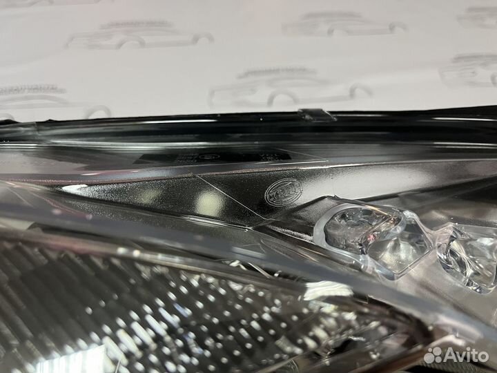 Передняя правая фара Mercedes W212 дорестайлинг