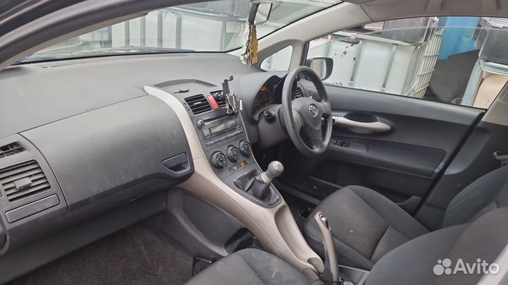 Рулевое колесо toyota auris E150