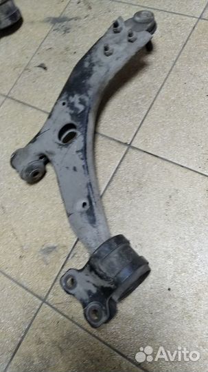 Рычаг подвески передний левый Форд Фокус 2, С-мах