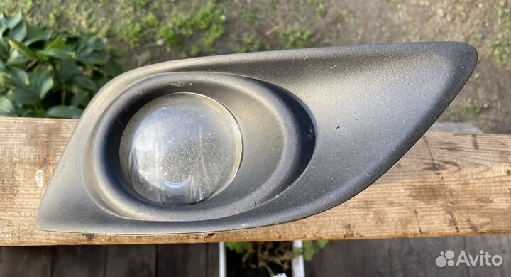 Фара противотуманная Toyota