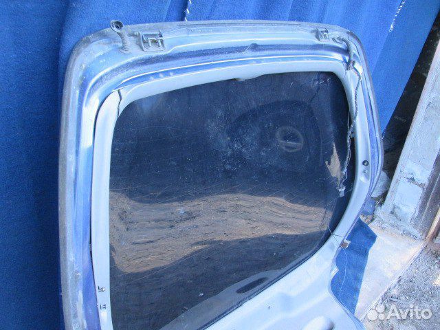 Ford mondeo 1996. Крышка багажника. Хлопушка