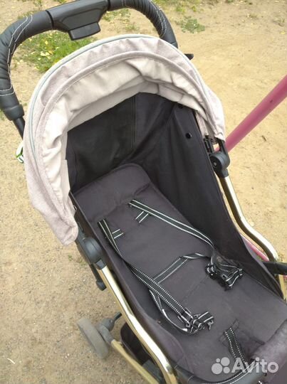 Прогулочная коляска carello