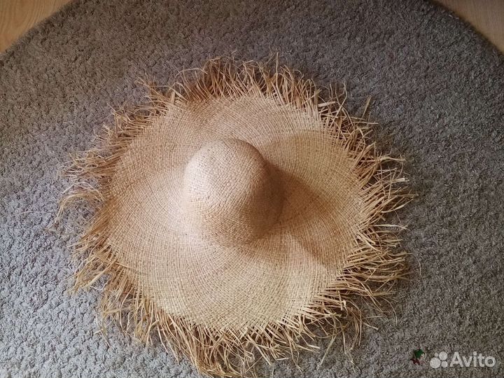 Соломенная шляпа