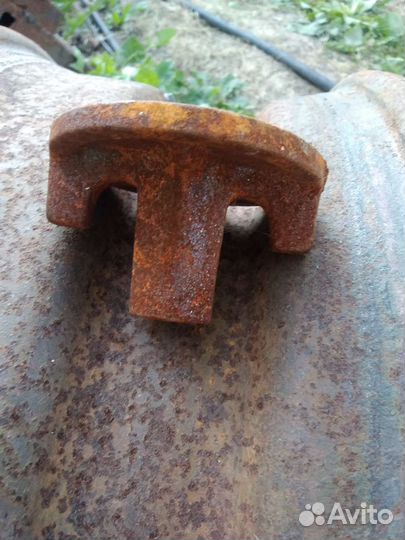 Гайка стяжная резьбовая