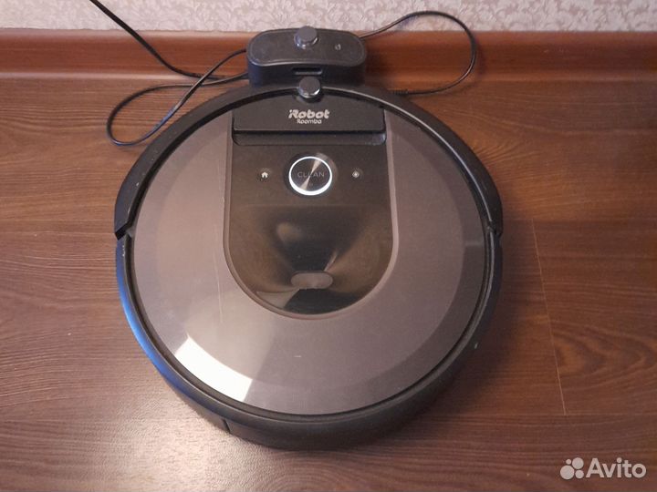 Робот пылесос irobot roomba i7