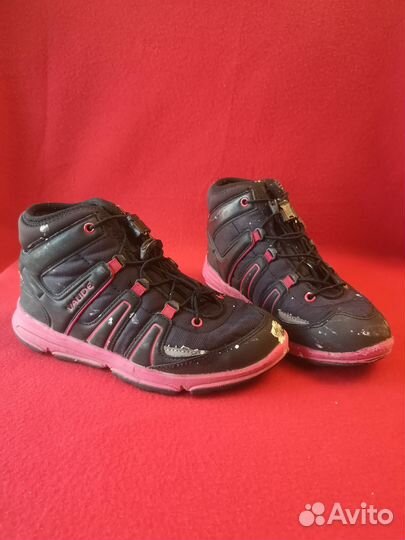 Треккинговые ботинки с мембраной Vaude Romper CPX