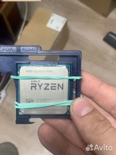Процессор Ryzen 5 1600AF