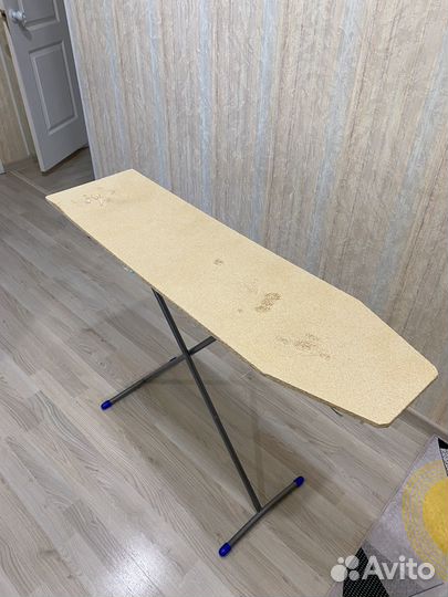 Утюг с гладильной доской