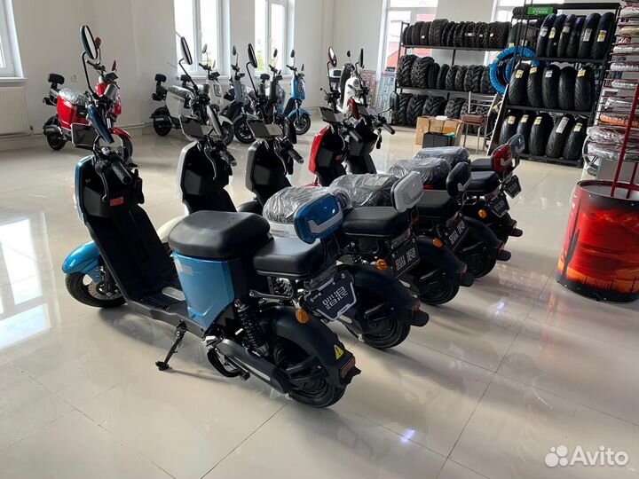 Электроскутер Pilot SMart-1 (48V 20A)