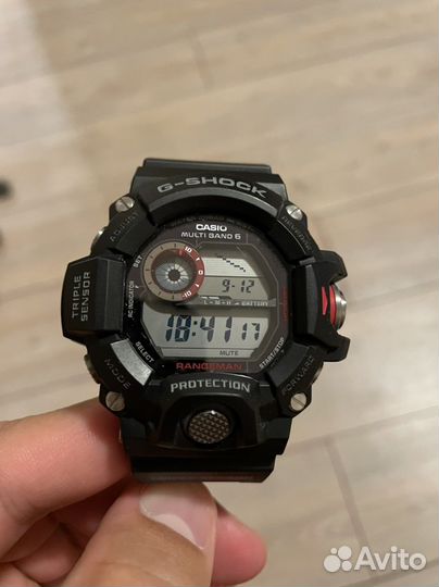 Продаю часы