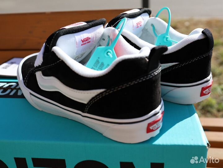 Vans Knu skool (37-45)