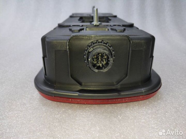 Фонарь задний правый Mercedes-Benz Sprinter W906