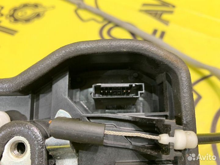 Замок двери передний левый Bmw X5 E70 M57D30