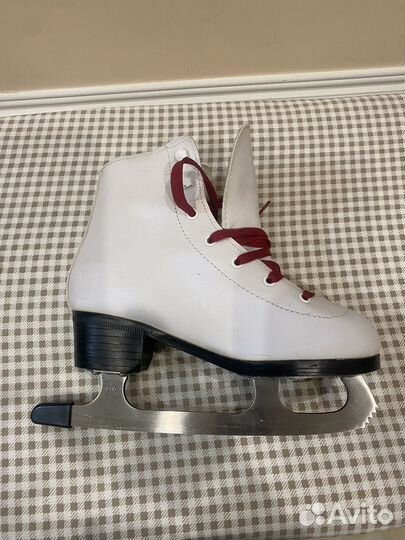 Коньки фигурные